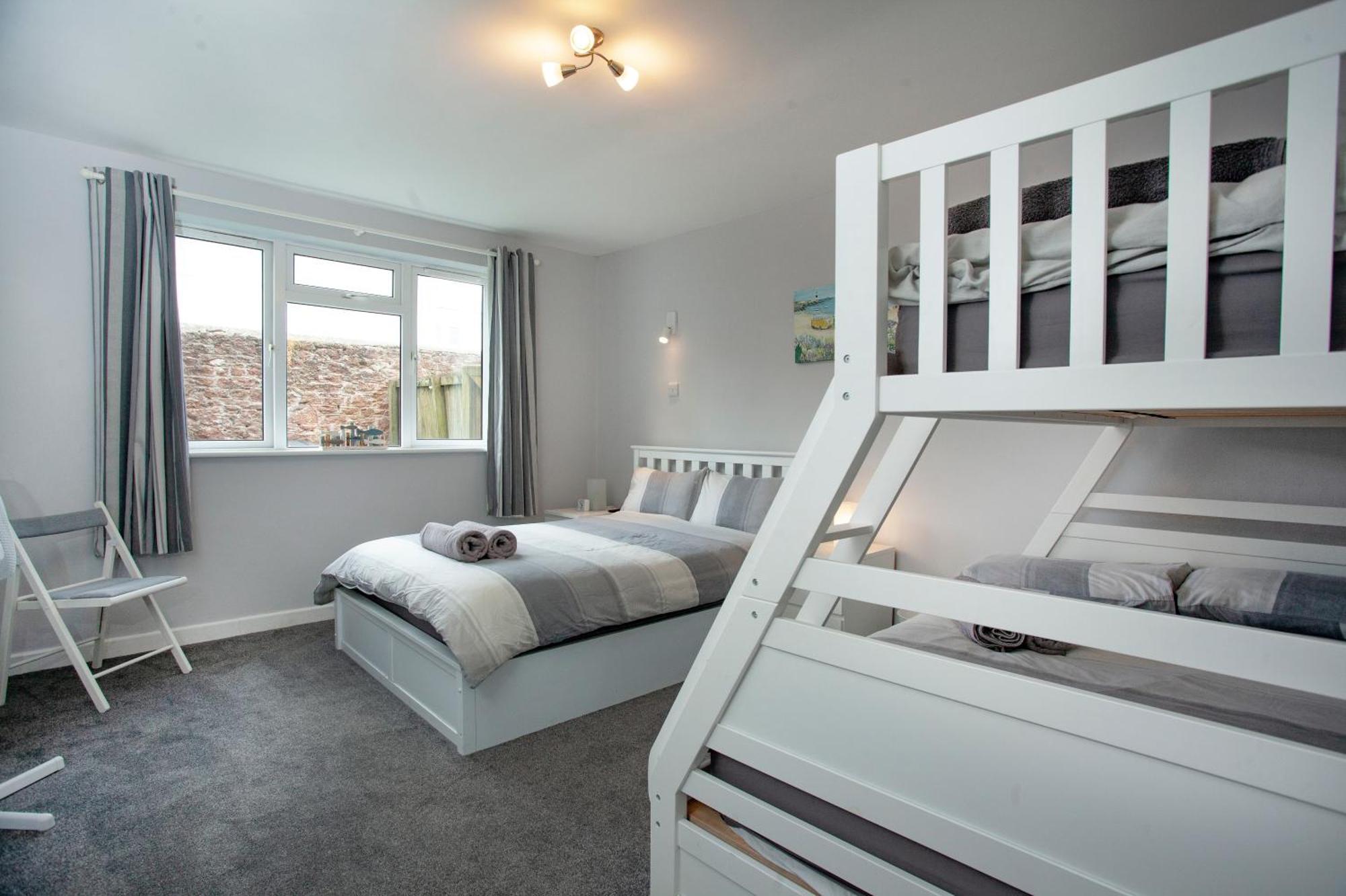 Holiday home Garden - Uk44654 Paignton